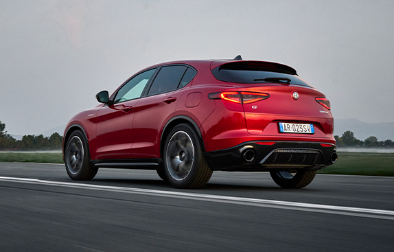 ПРЕМІАЛЬНИЙ SUV,<br>НОВЕ РОЗУМІННЯ СПОРТИВНОСТІ